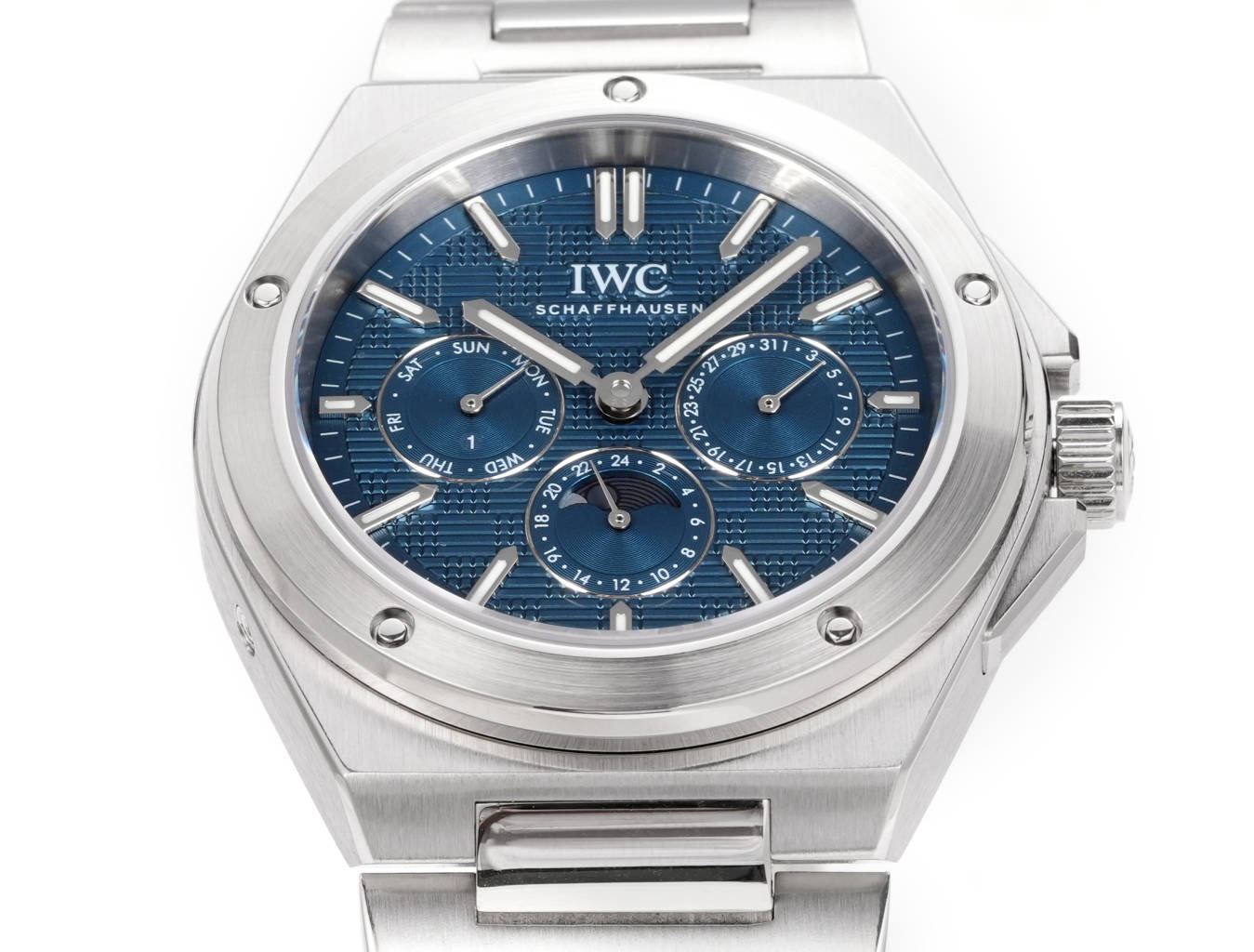 IWC Ingenieur Automatic 41.6mm Blue Dial Stainless Steel Men's Watch - Image 3