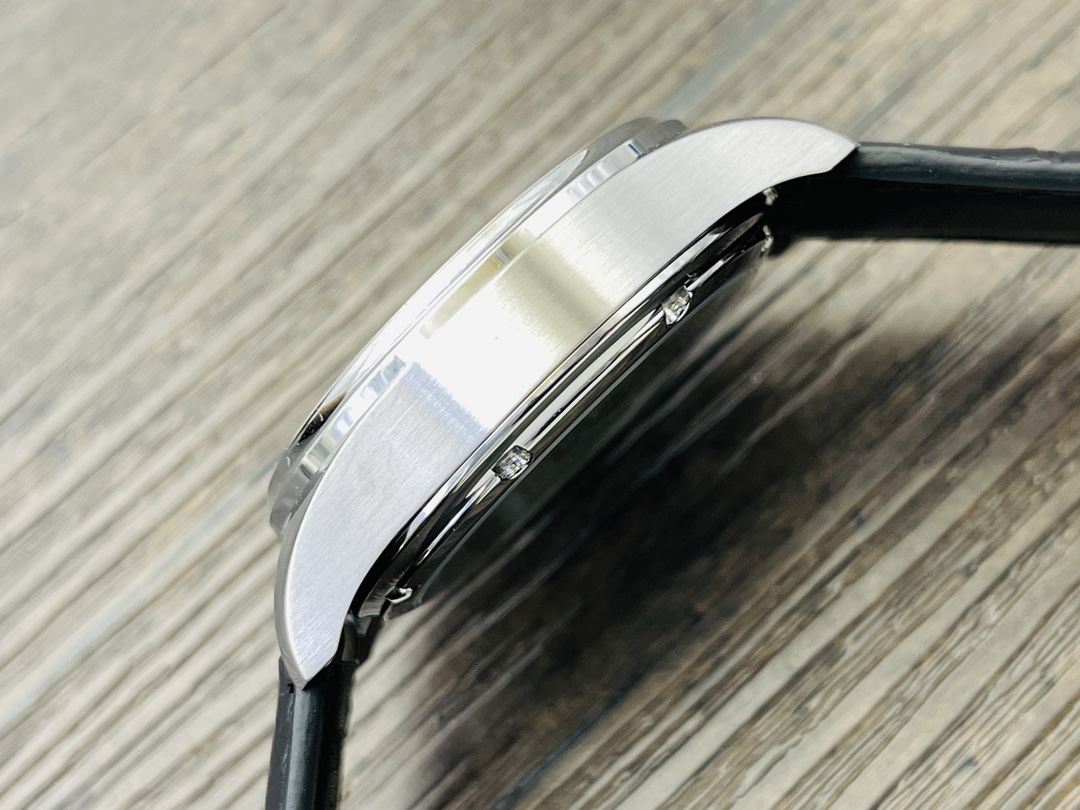 IWC Portuguese Automatic IW358303 Men's Watch 40.4mm White Dial Stainless Steel Case Leather Strap - Image 7