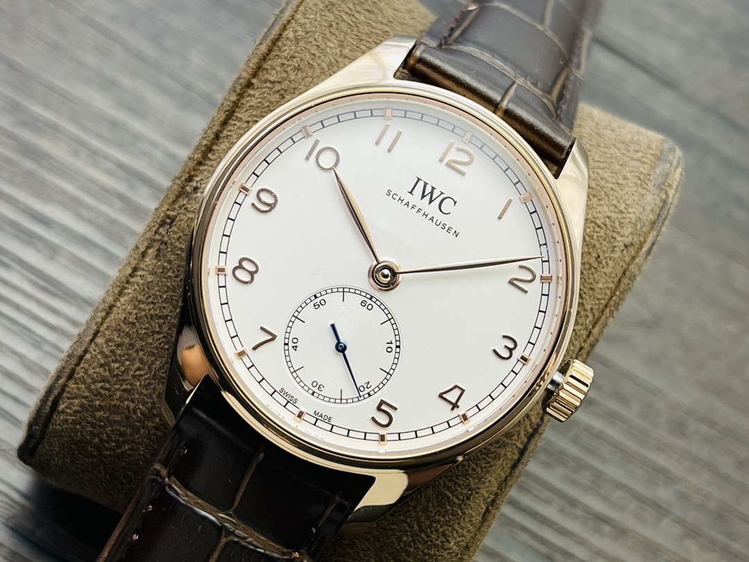 IWC Portuguese Automatic IW358306 Men's Watch 40.4mm White Dial 18ct Rose Gold Case Leather Strap - Image 4