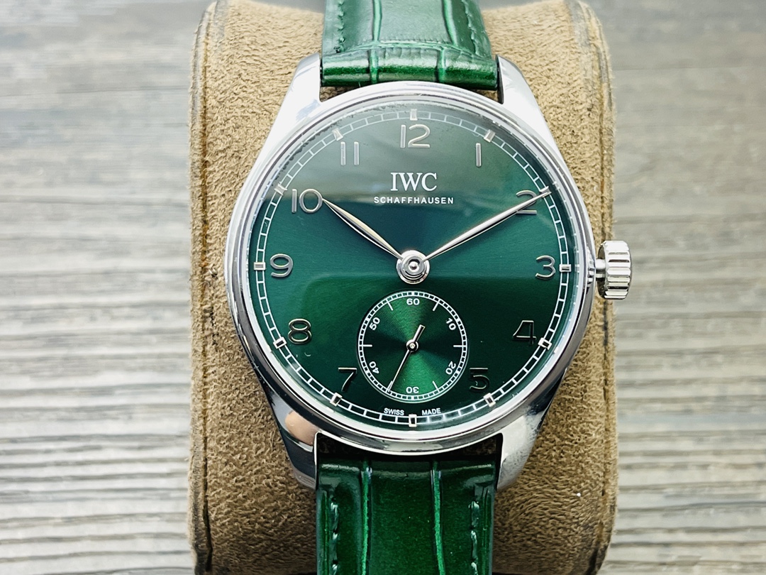 IWC Portuguese Automatic IW358310 Men's Watch 40.4mm Green Dial Stainless Steel Case Leather Strap - Image 2