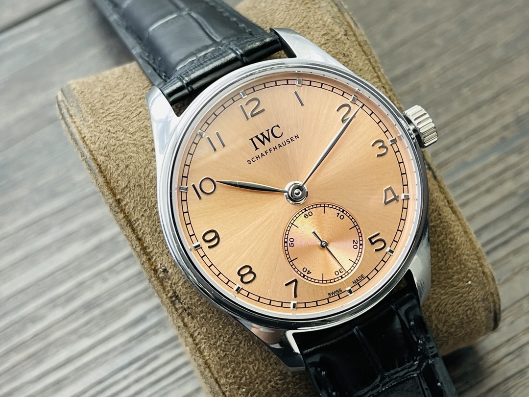 IWC Portuguese Automatic IW358313 Men's Watch 40.4mm Pink Dial Stainless Steel Case Leather Strap - Image 3
