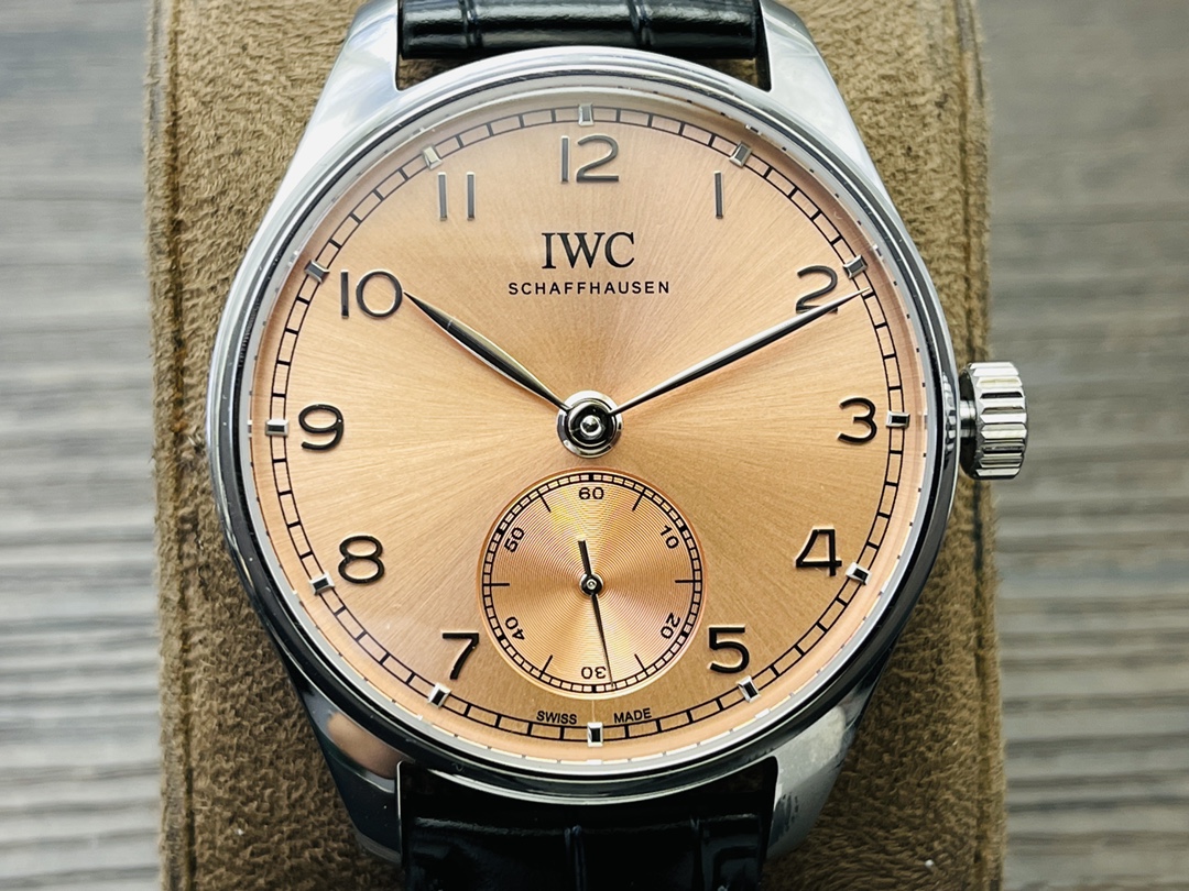 IWC Portuguese Automatic IW358313 Men's Watch 40.4mm Pink Dial Stainless Steel Case Leather Strap - Image 5