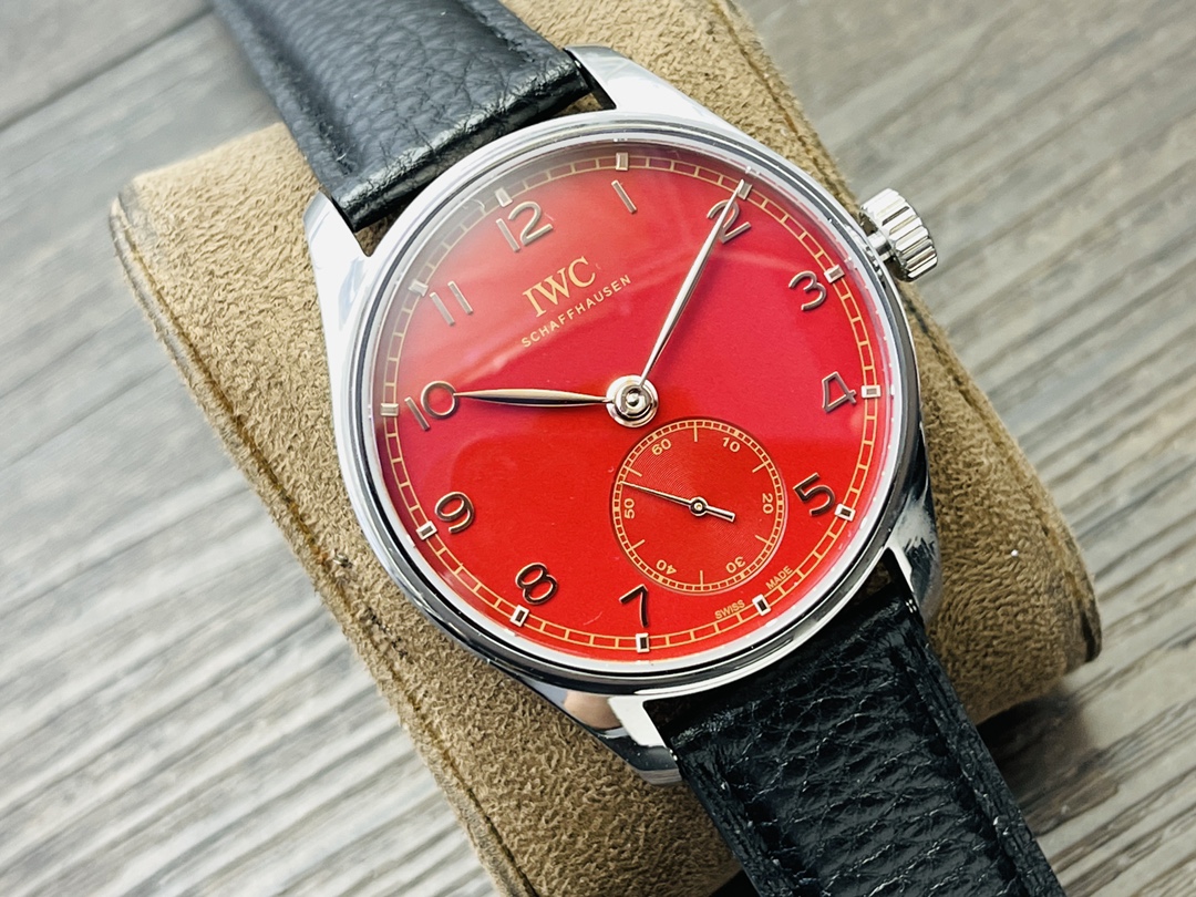 IWC Portuguese Automatic IW358315 Men's Watch 40.4mm Red Dial Stainless Steel Case Leather Strap - Image 3