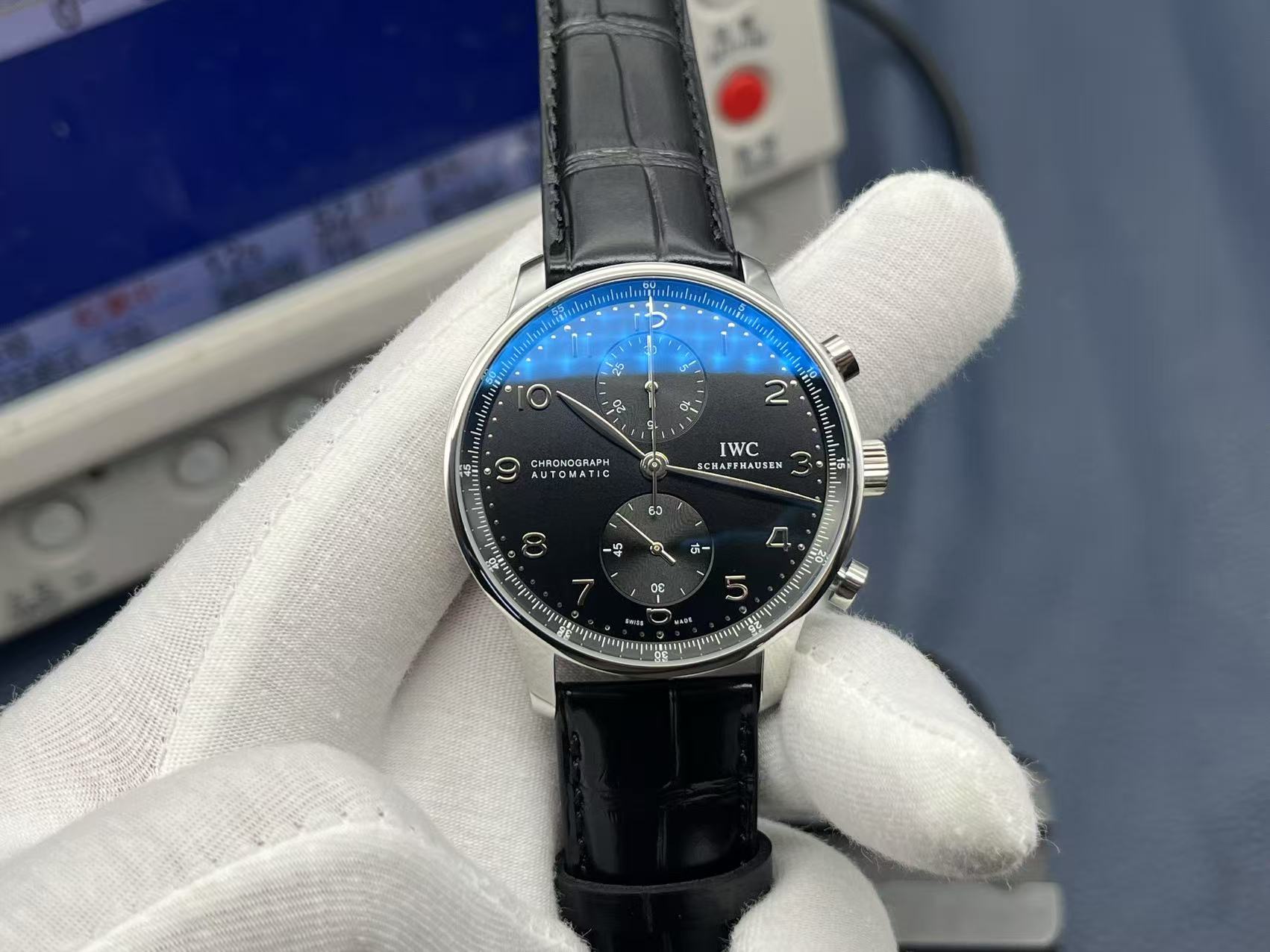 IWC Portuguese Chronograph 41mm Black Dial Stainless Steel Bracelet - Image 3