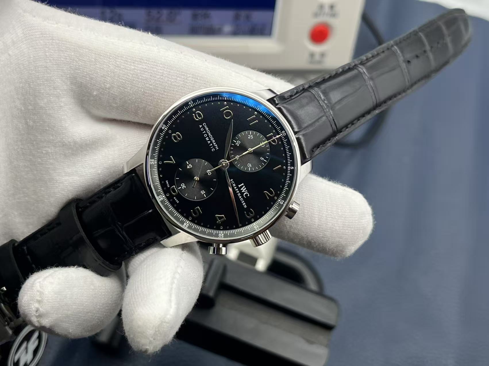 IWC Portuguese Chronograph 41mm Black Dial Stainless Steel Bracelet - Image 4