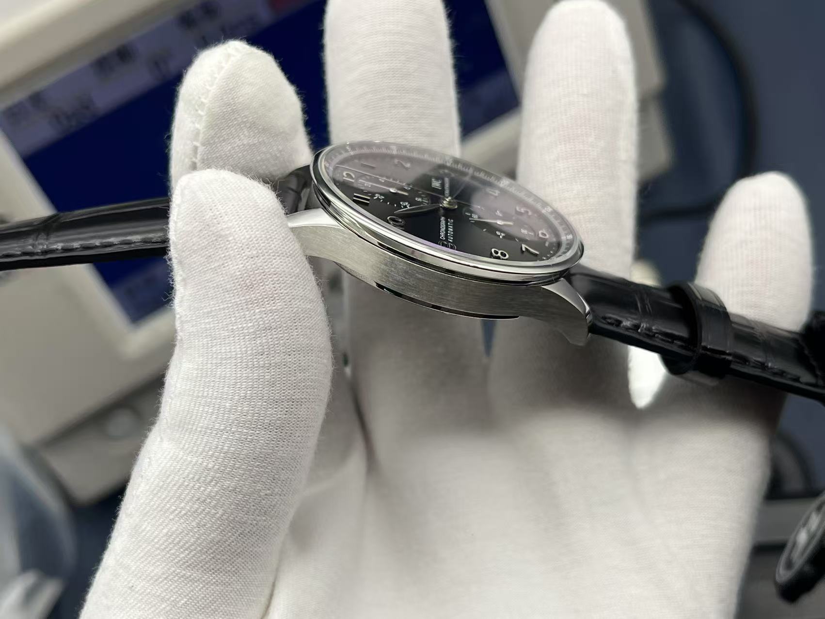 IWC Portuguese Chronograph 41mm Black Dial Stainless Steel Bracelet - Image 6