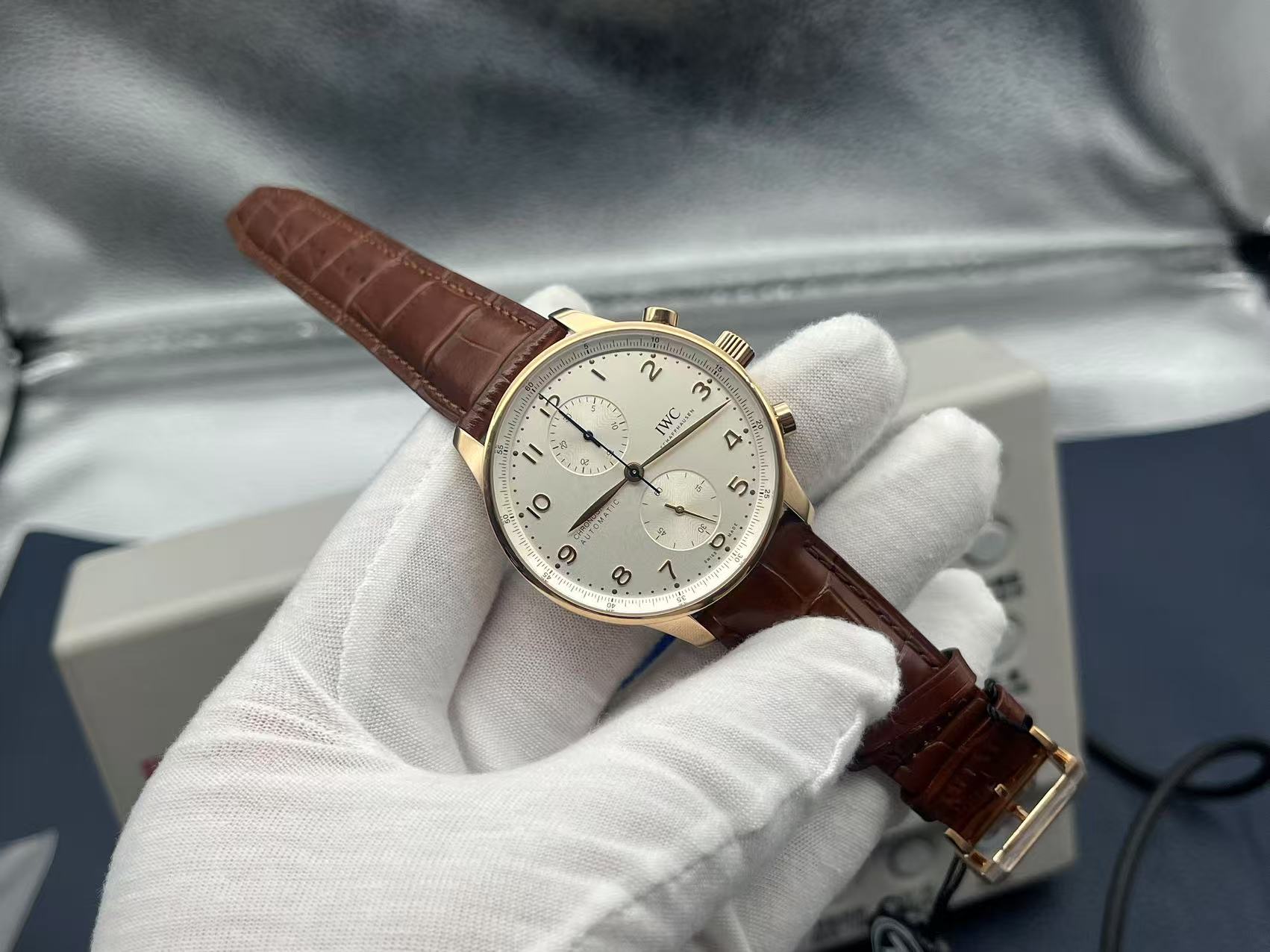 IWC Portuguese Chronograph 41mm White Dial 18K Red Gold Case Leather Strap - Image 2