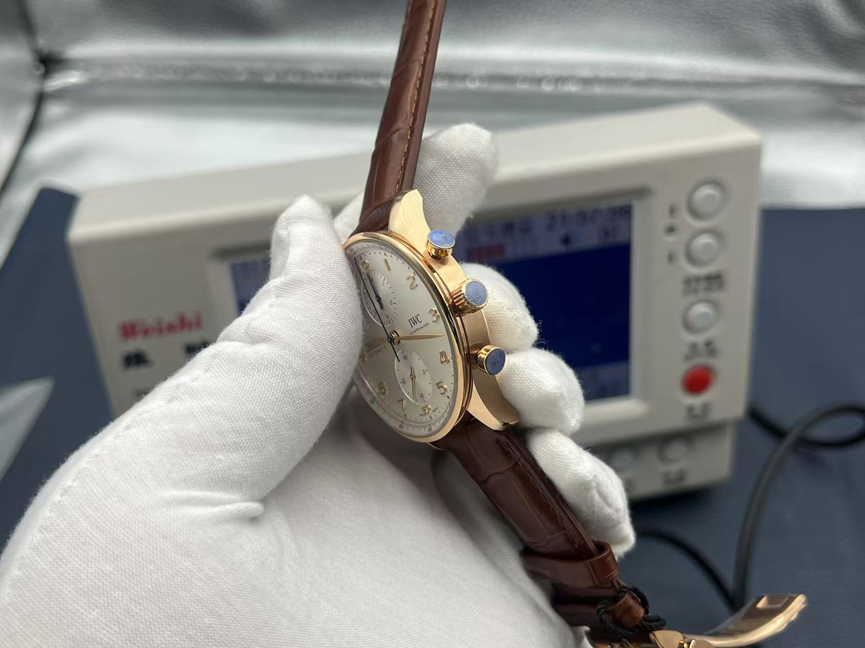 IWC Portuguese Chronograph 41mm White Dial 18K Red Gold Case Leather Strap - Image 7