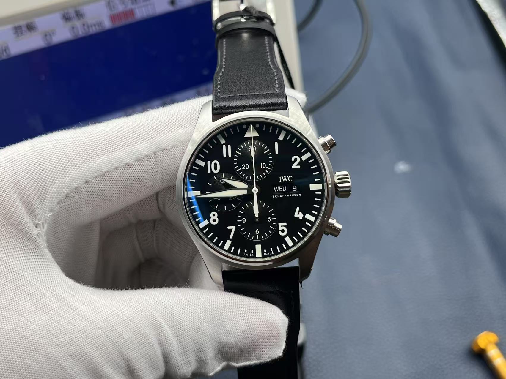 IWC Pilot’s Watch Automatic IW377701 – 43mm Stainless Steel Men’s Watch - Image 3