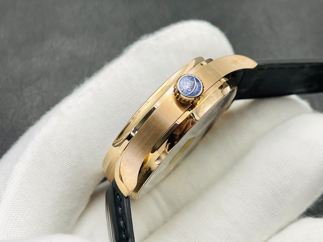 IWC Portuguese Automatic 42.3mm Grey Dial 18K Rose Gold Case Leather Strap - Image 6