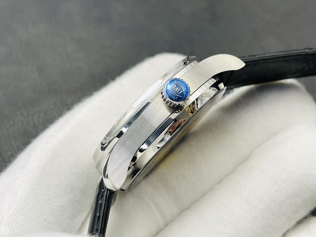 IWC Portuguese Automatic 42.3mm White Dial Stainless Steel Case Leather Strap - Image 6