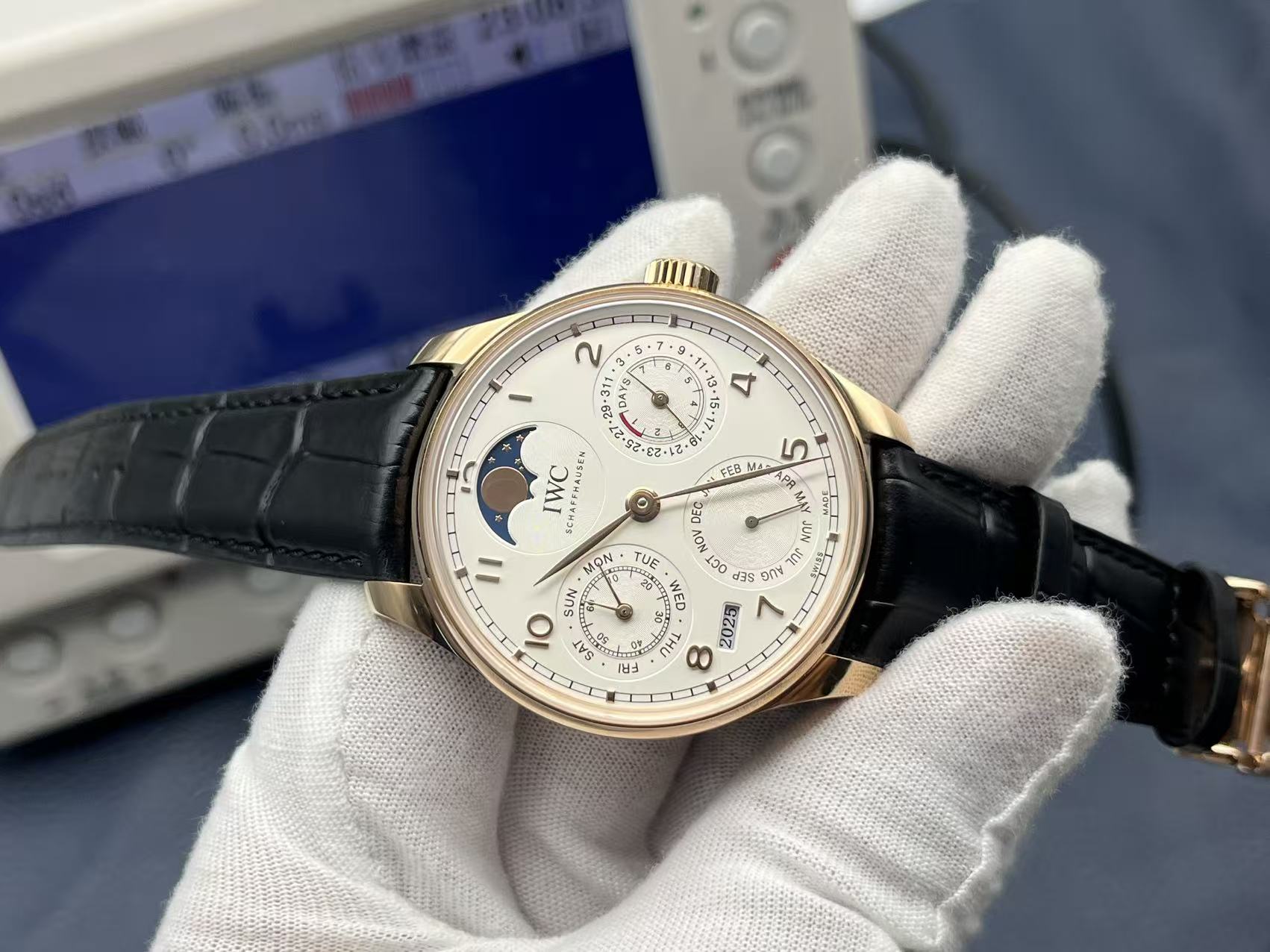 IWC Portuguese Perpetual Calendar Automatic Mechanical Movement Moon Phase Power Reserve Water Resistant Men’s Watch Swiss Watch 44.2mm White Dial 18K Red Gold Case Alligator Leather Strap - Image 5