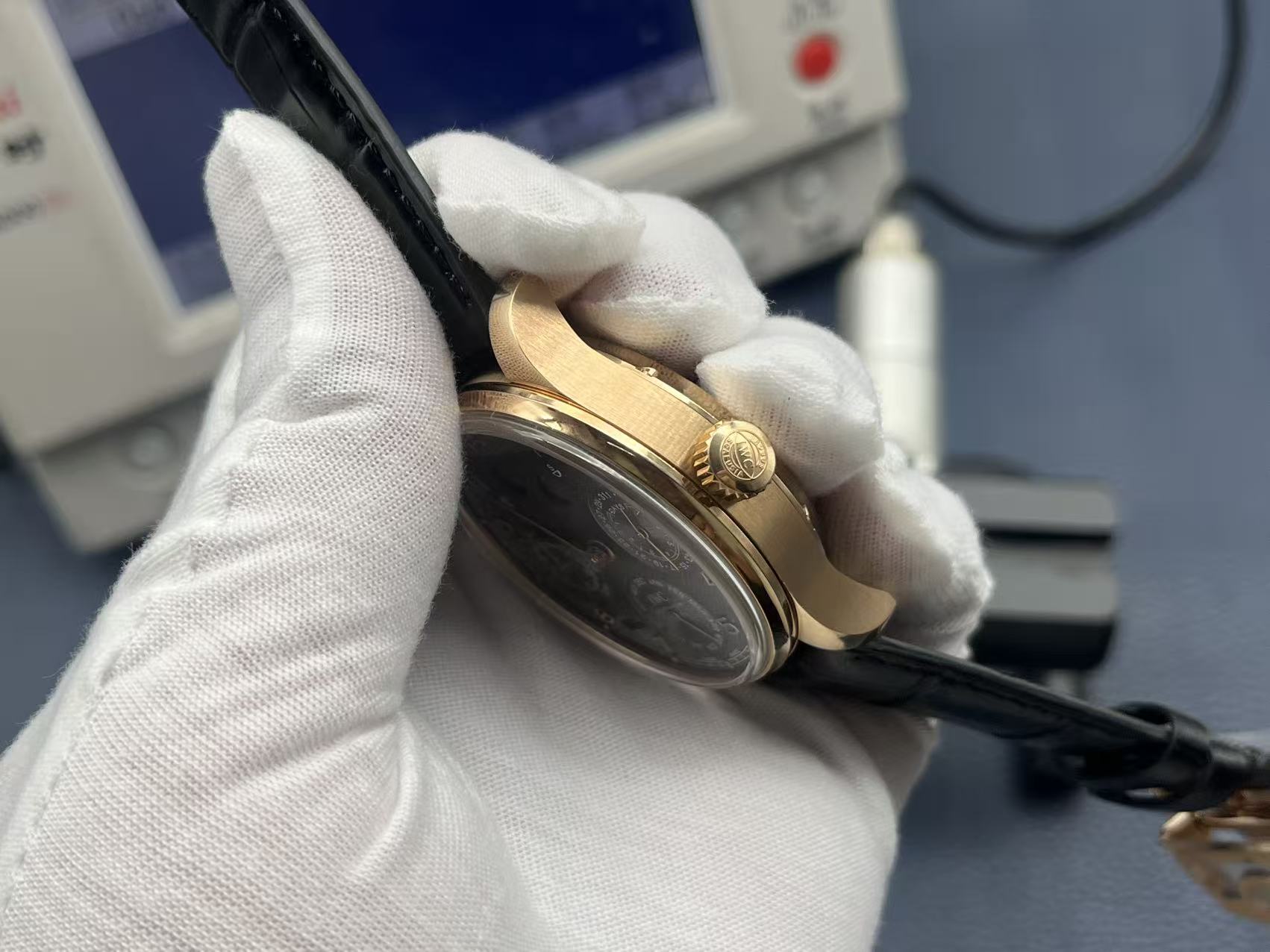 IWC Portuguese Perpetual Calendar Automatic Mechanical Movement Moon Phase Power Reserve Water Resistant Men’s Watch Swiss Watch 44.2mm Black Dial 18K Red Gold Case Alligator Leather Strap - Image 7