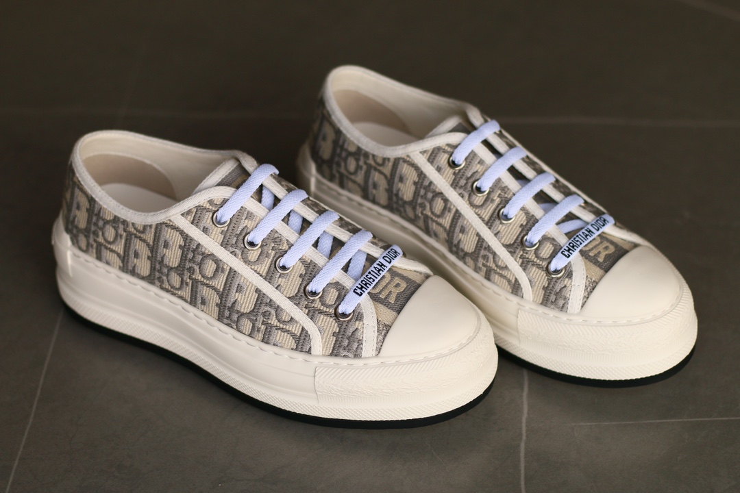 Dior Walk'n'Dior Platform Oblique Embroidered Low-Top Sneakers Women Gray - Image 3