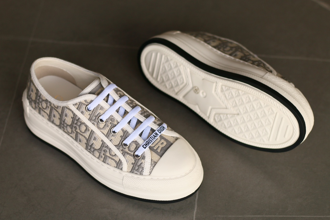 Dior Walk'n'Dior Platform Oblique Embroidered Low-Top Sneakers Women Gray - Image 4