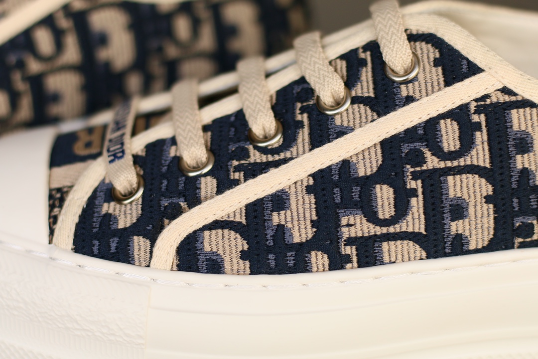 Dior Walk'n'Dior Embroidered Oblique Low-Top Sneakers Women Beige - Image 6