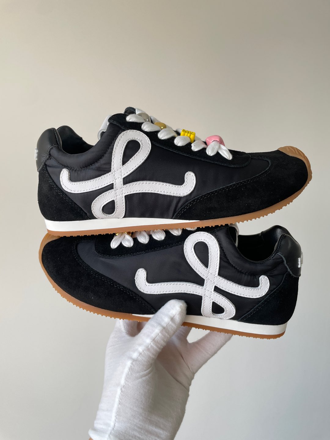 Loewe Ballet Runner 2.0 Nylon Calfskin Round Toe Lace-Up Low-Top Trainers Unisex Black - Image 5