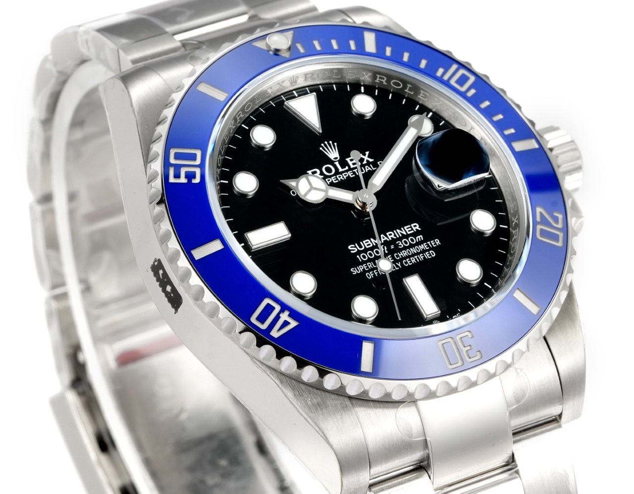 Rolex Submariner Date Blue Bezel White Gold - Image 4
