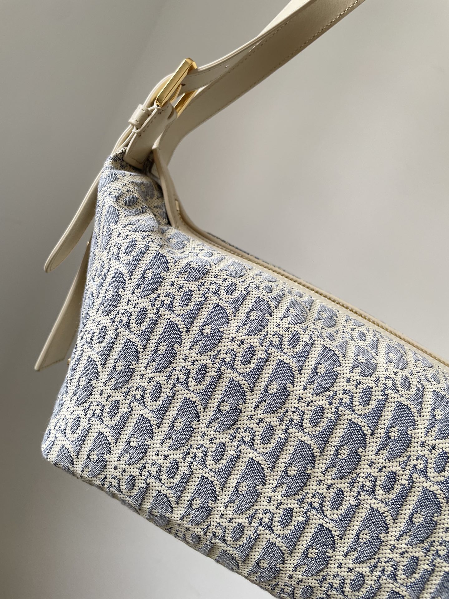 Dior D-Journey Small Blue Calfskin and Canvas Handbag - Image 4