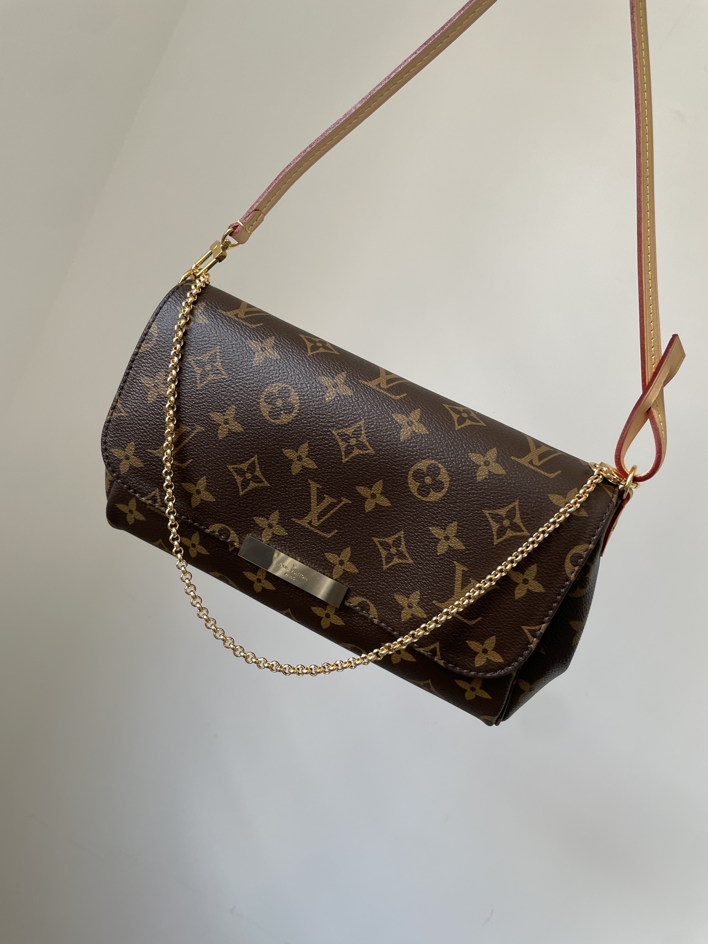 Louis Vuitton Favorite Monogram Chain Flap Bag Brown - Image 3