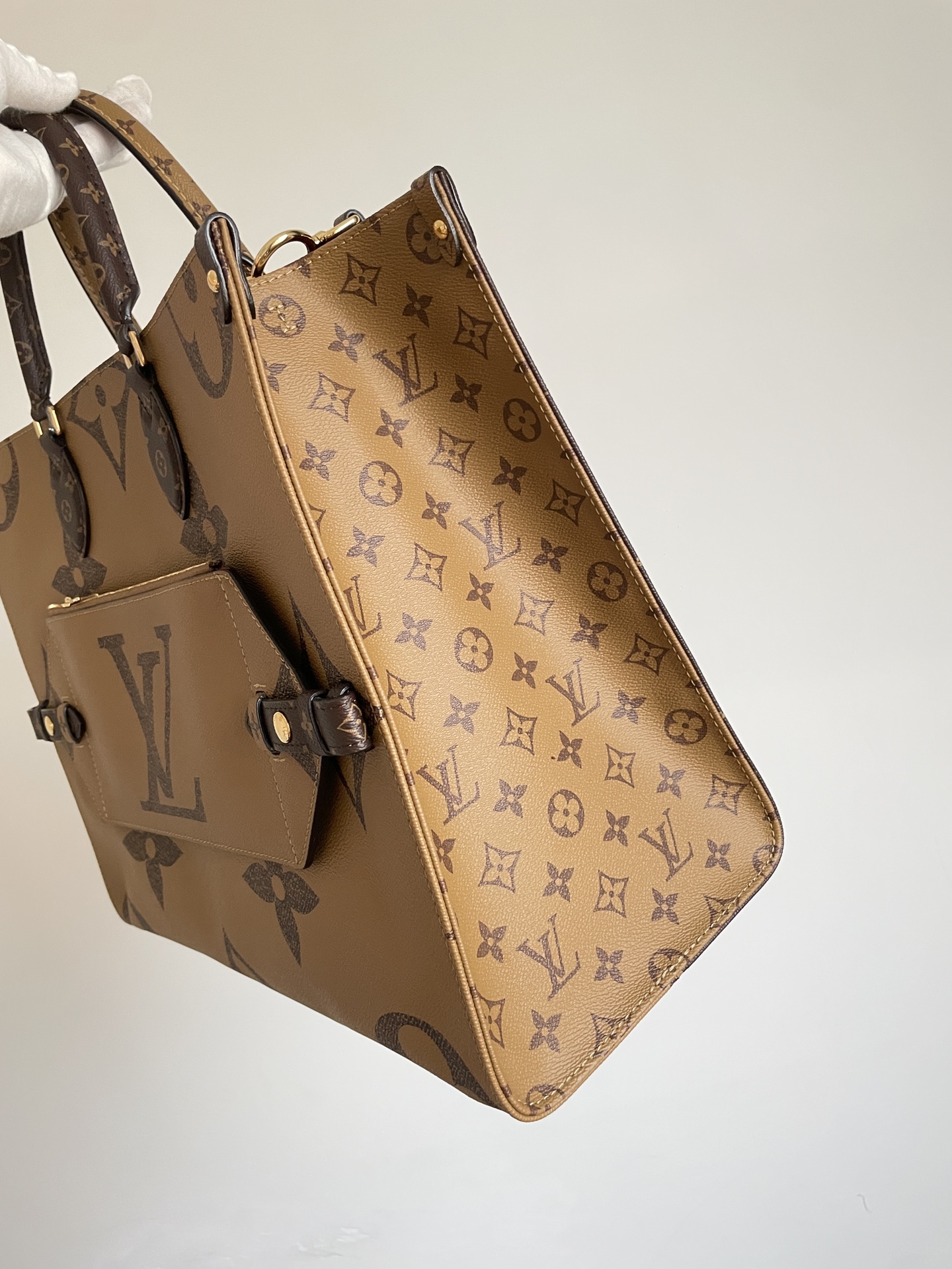 Louis Vuitton OnTheGo Voyage Giant Monogram Tote Brown - Image 7
