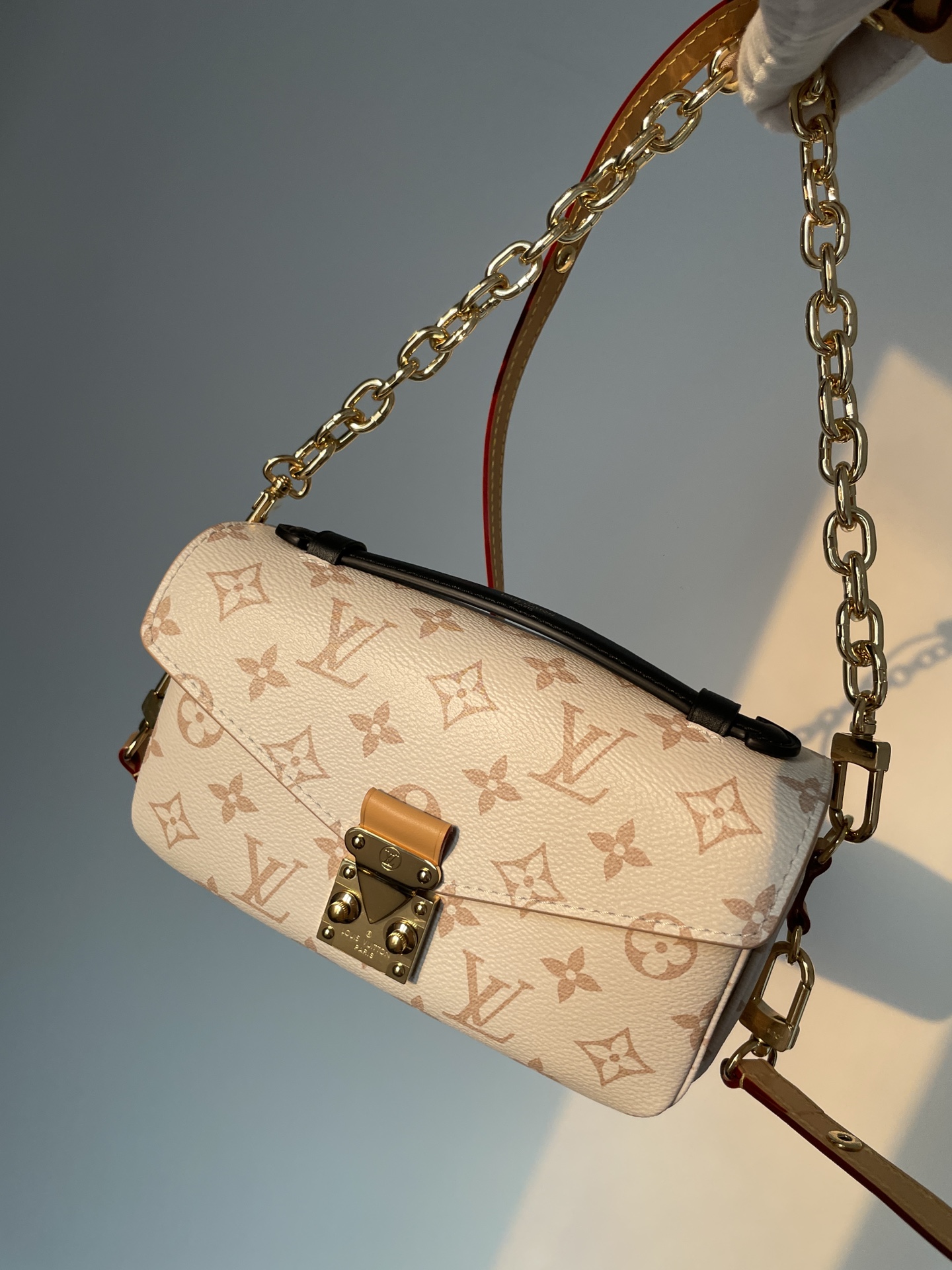 Louis Vuitton Pochette Métis East West Monogram Dune Canvas Bag - Beige Dune - Image 5