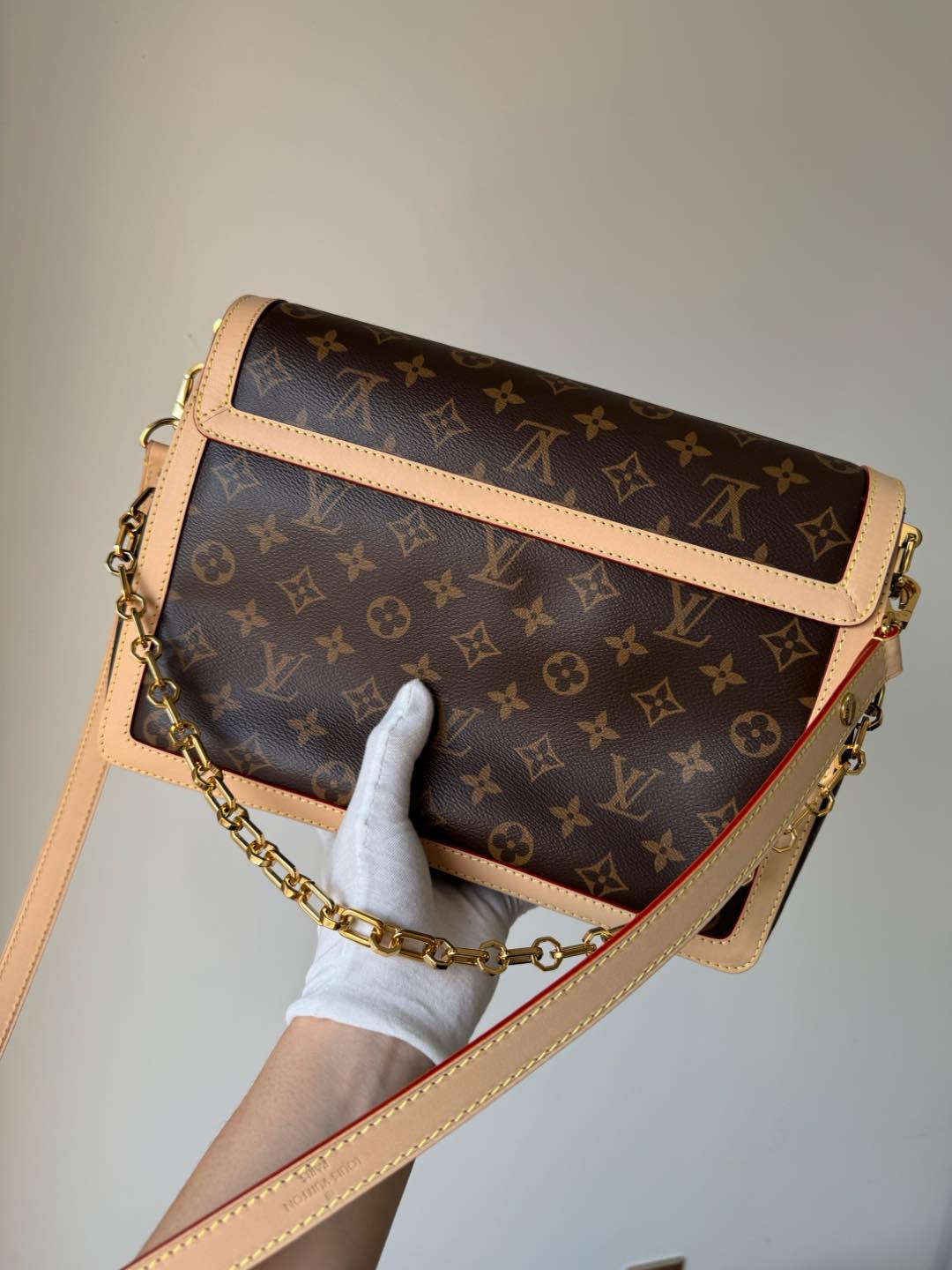 LOUIS VUITTON Dauphine Soft GM Monogram Canvas Bag - Image 5