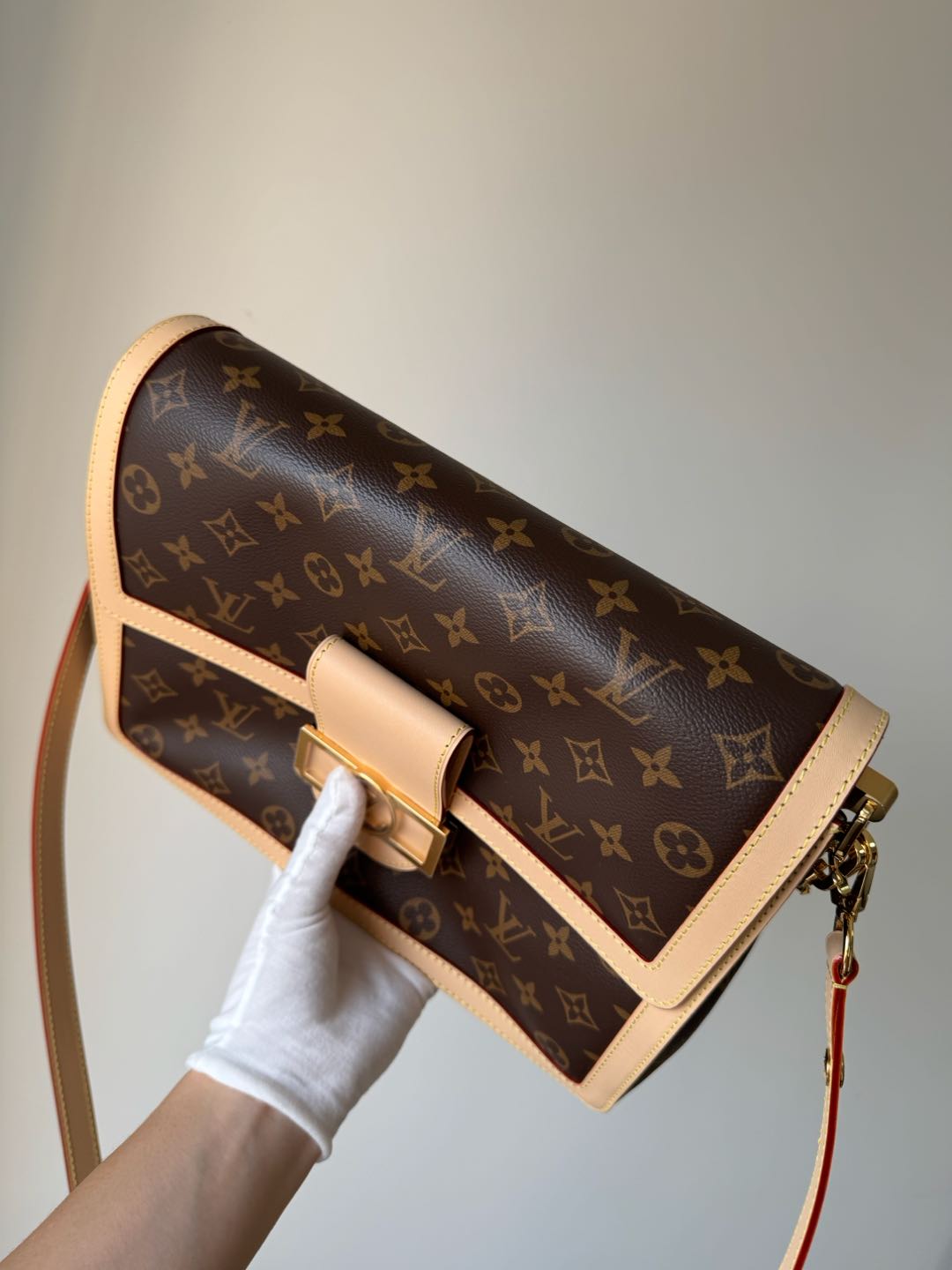 LOUIS VUITTON Dauphine Soft GM Monogram Canvas Bag - Image 7