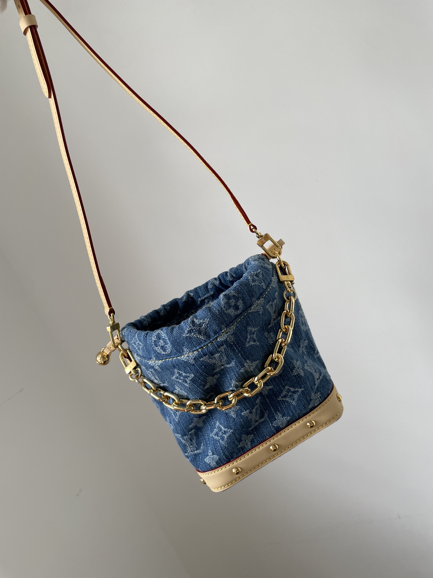 LOUIS VUITTON Nano Noé Denim Blue Canvas Bag - Image 6