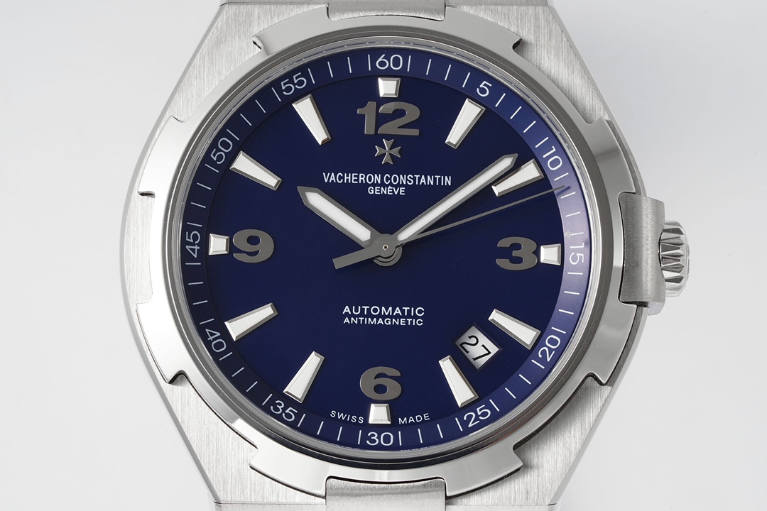Vacheron Constantin Overseas Automatic 42mm Blue Dial Men’s Watch - Image 2