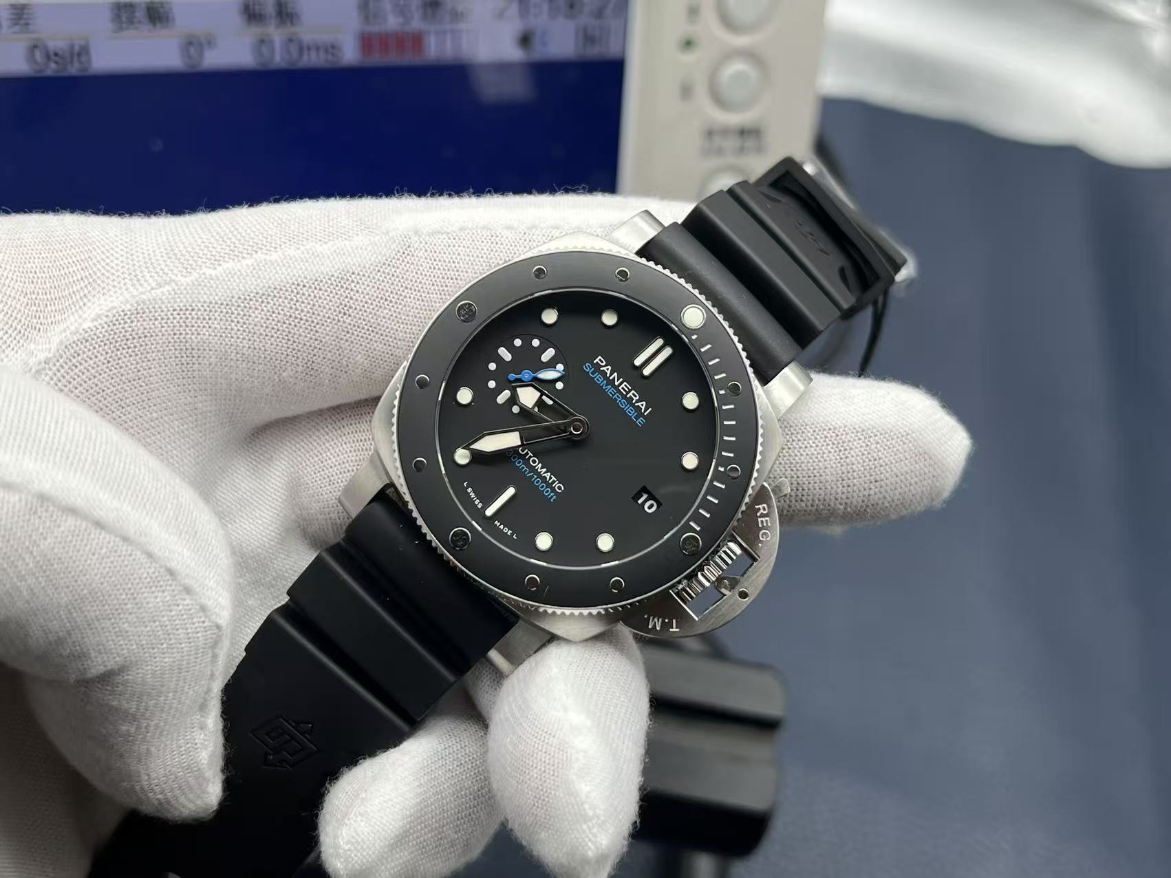 Panerai Submersible Automatic 42mm Black Dial Stainless Steel Case Rubber Strap Men’s Watch - Image 4