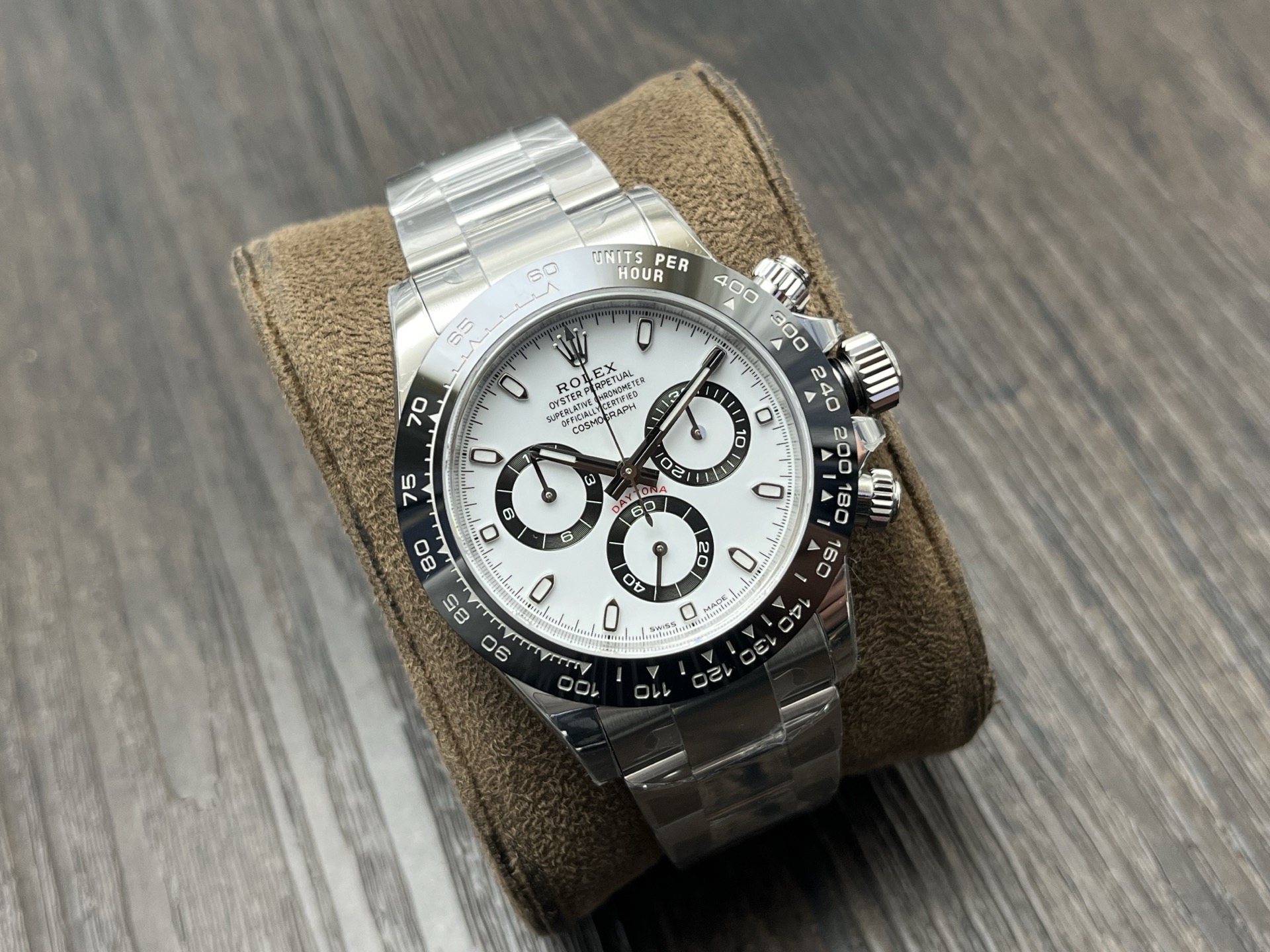 ROLEX Cosmograph Daytona Panda White Dial - Image 3
