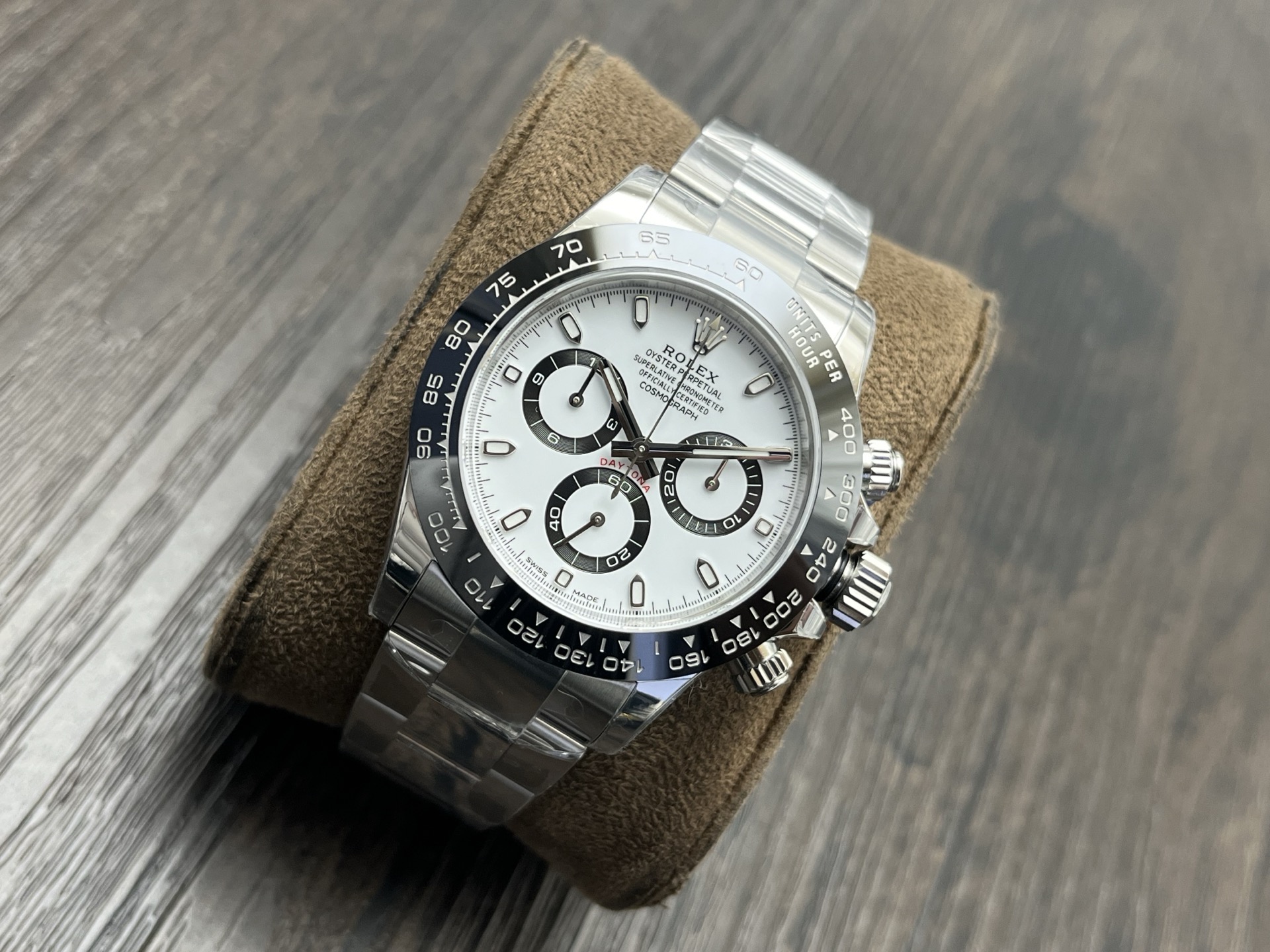 ROLEX Cosmograph Daytona Panda White Dial - Image 4