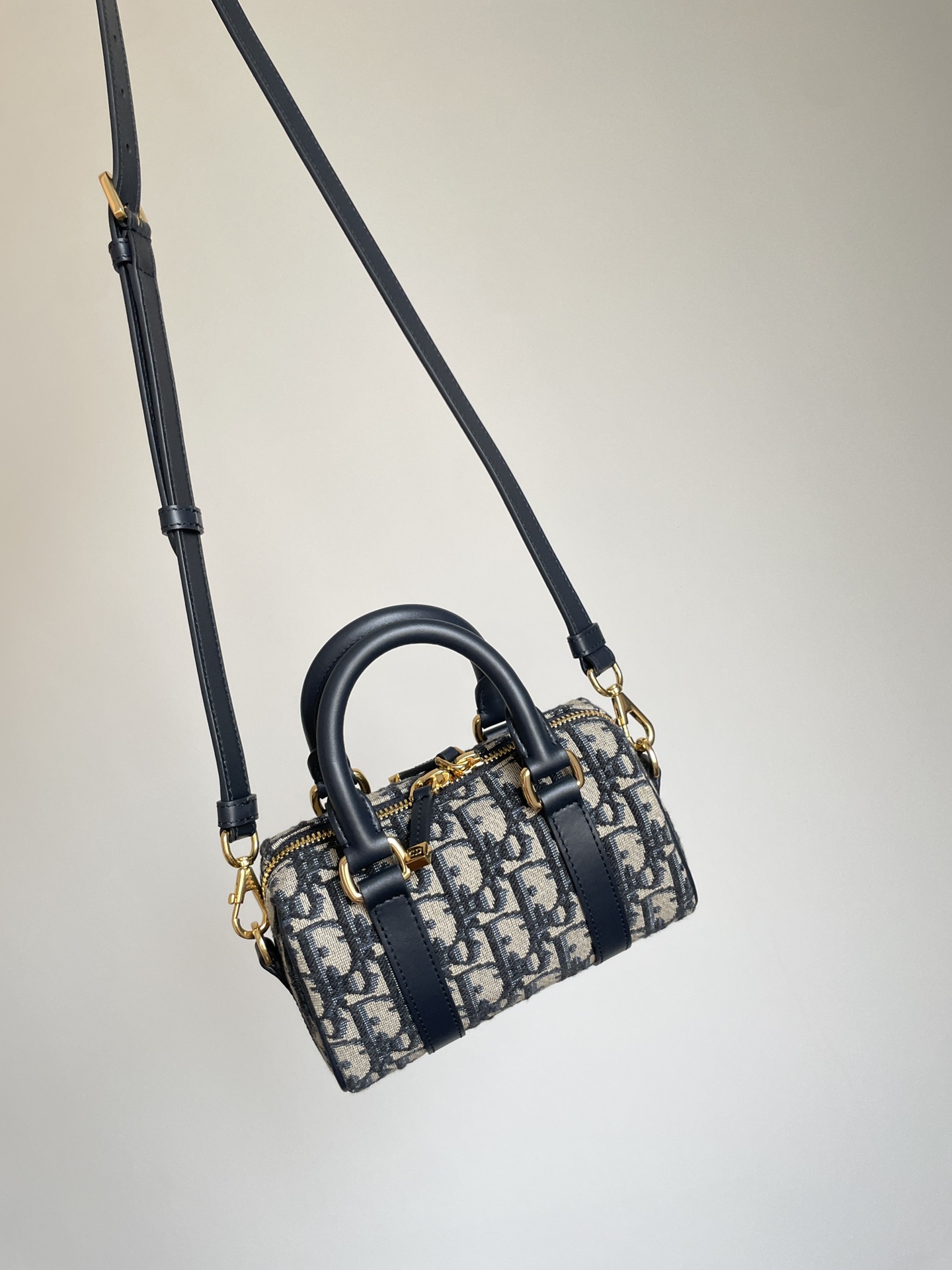 Dior Groove 16 Nano Blue and Black Oblique Boston Bag - Image 3