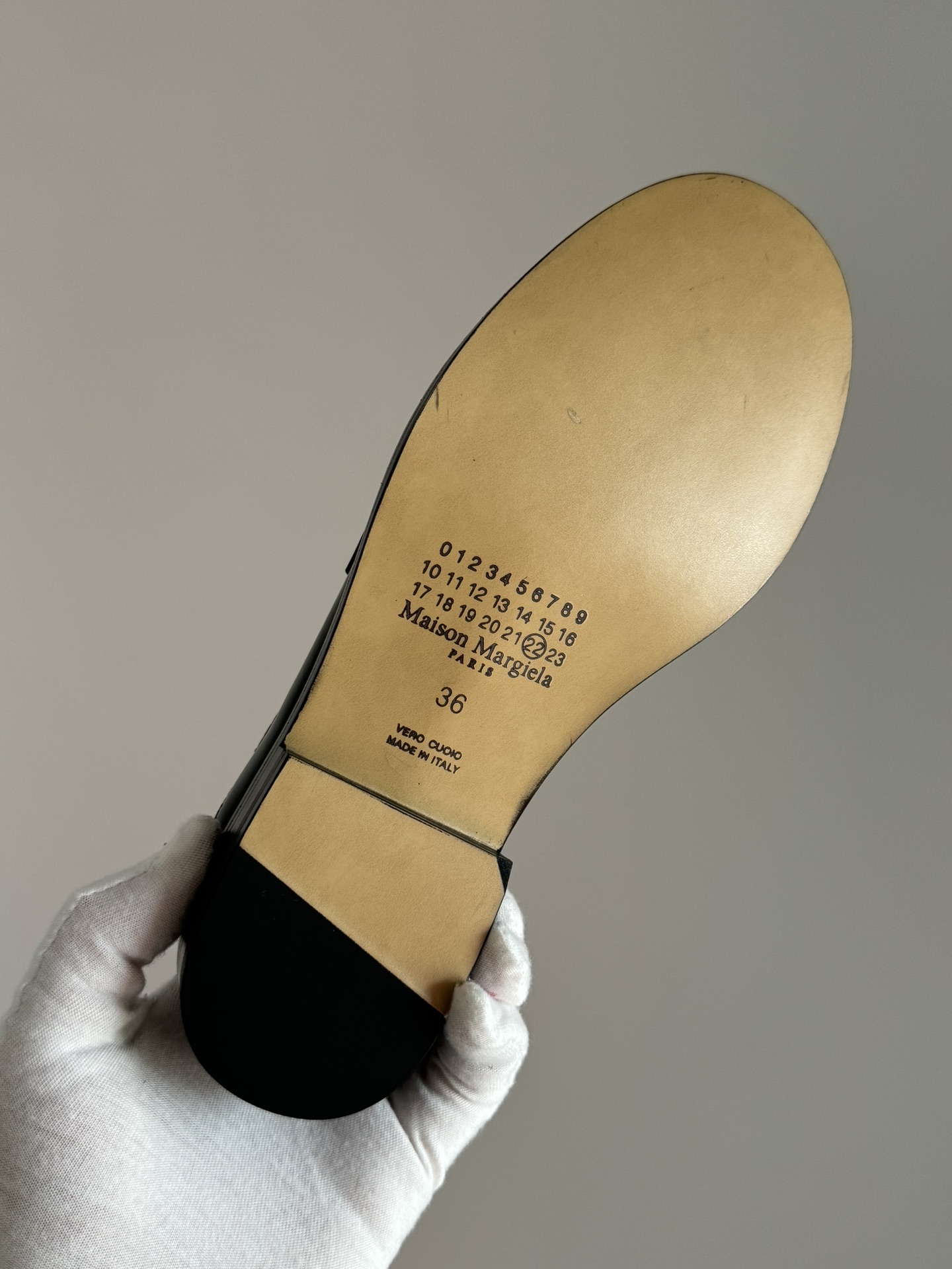 Maison Margiela Leather Round Toe Low-Top Sneakers Women Black - Image 7