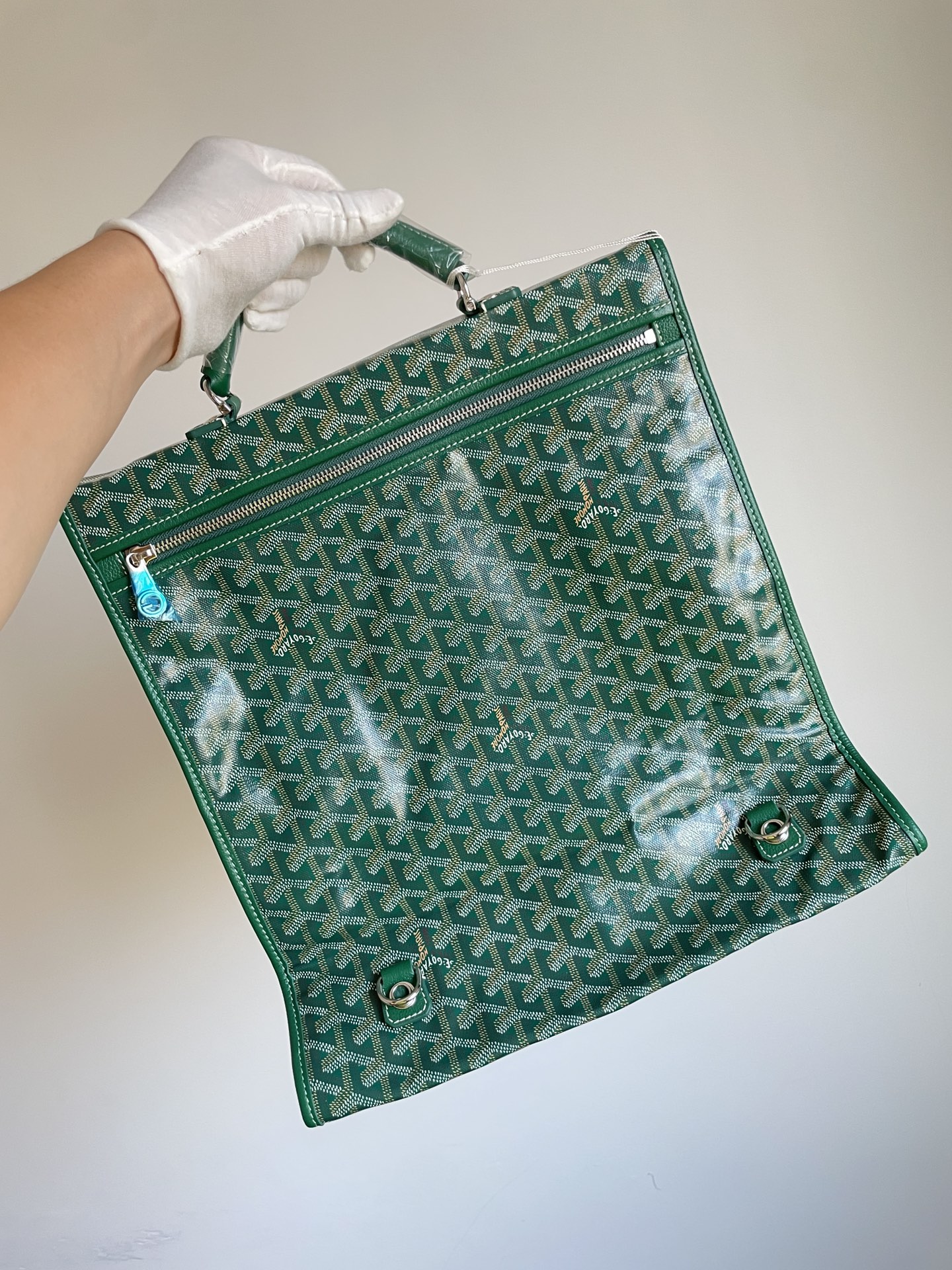 Goyard Saint Léger Medium Foldable Multi-Pocket Backpack Tote Bag in Canvas and Calfskin – Unisex - Image 4