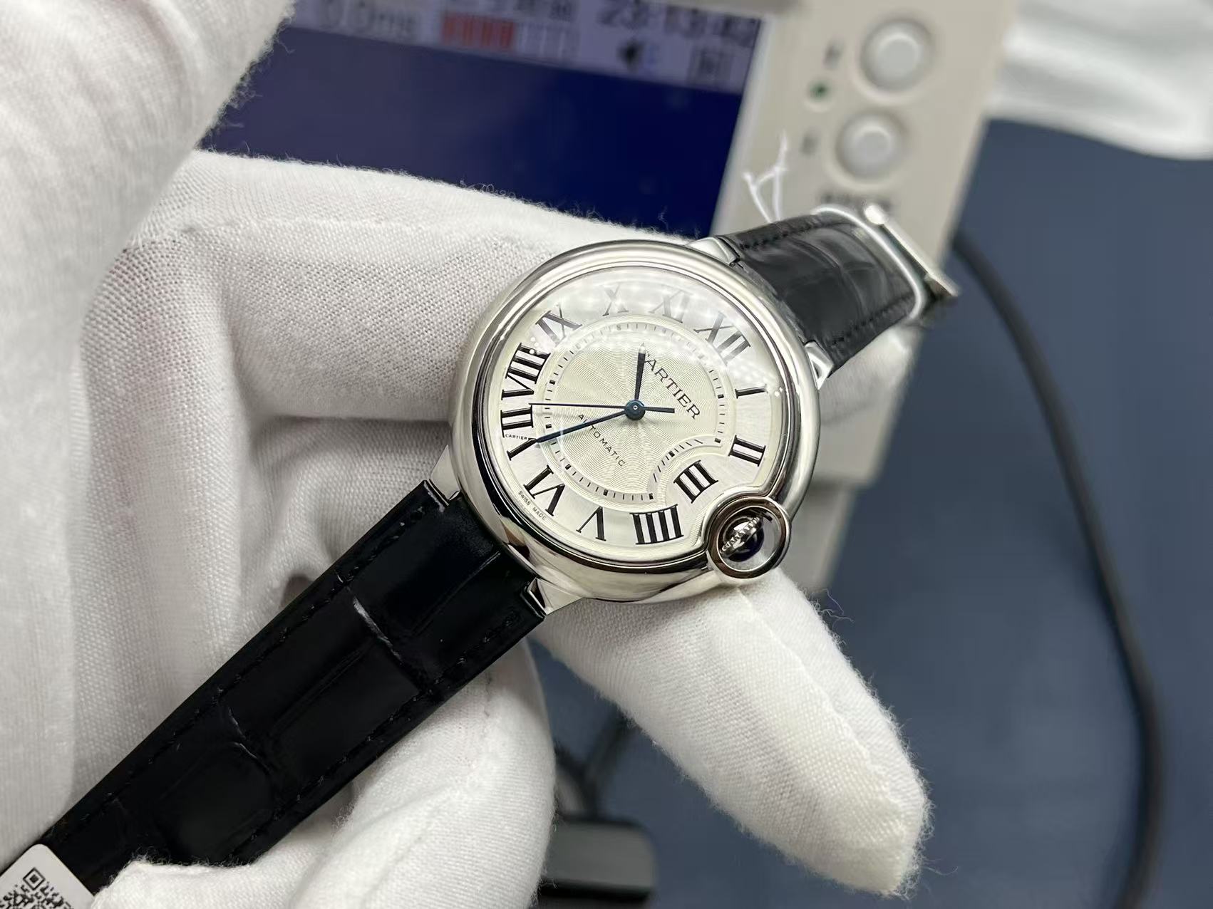 Cartier Ballon Bleu Series Automatic Mechanical Men’s Watch 36.6mm White Dial 18K White Gold Case with Alligator Leather Strap - Image 4