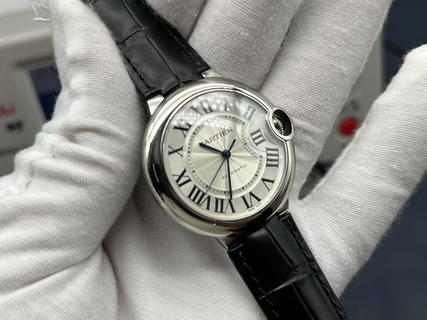 Cartier Ballon Bleu Series Automatic Mechanical Men’s Watch 36.6mm White Dial 18K White Gold Case with Alligator Leather Strap - Image 5