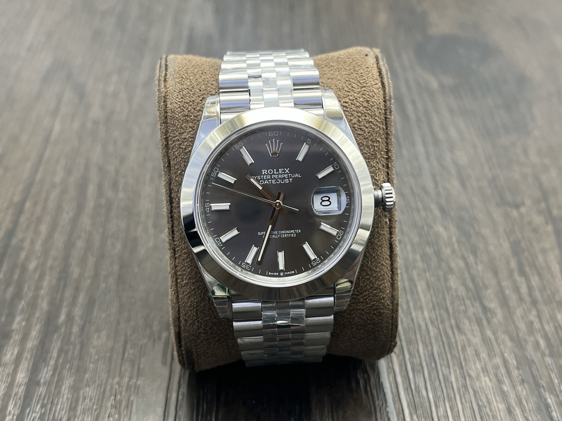 ROLEX Datejust 41 mm Gray Dial Oystersteel Men’s Watch - Image 2