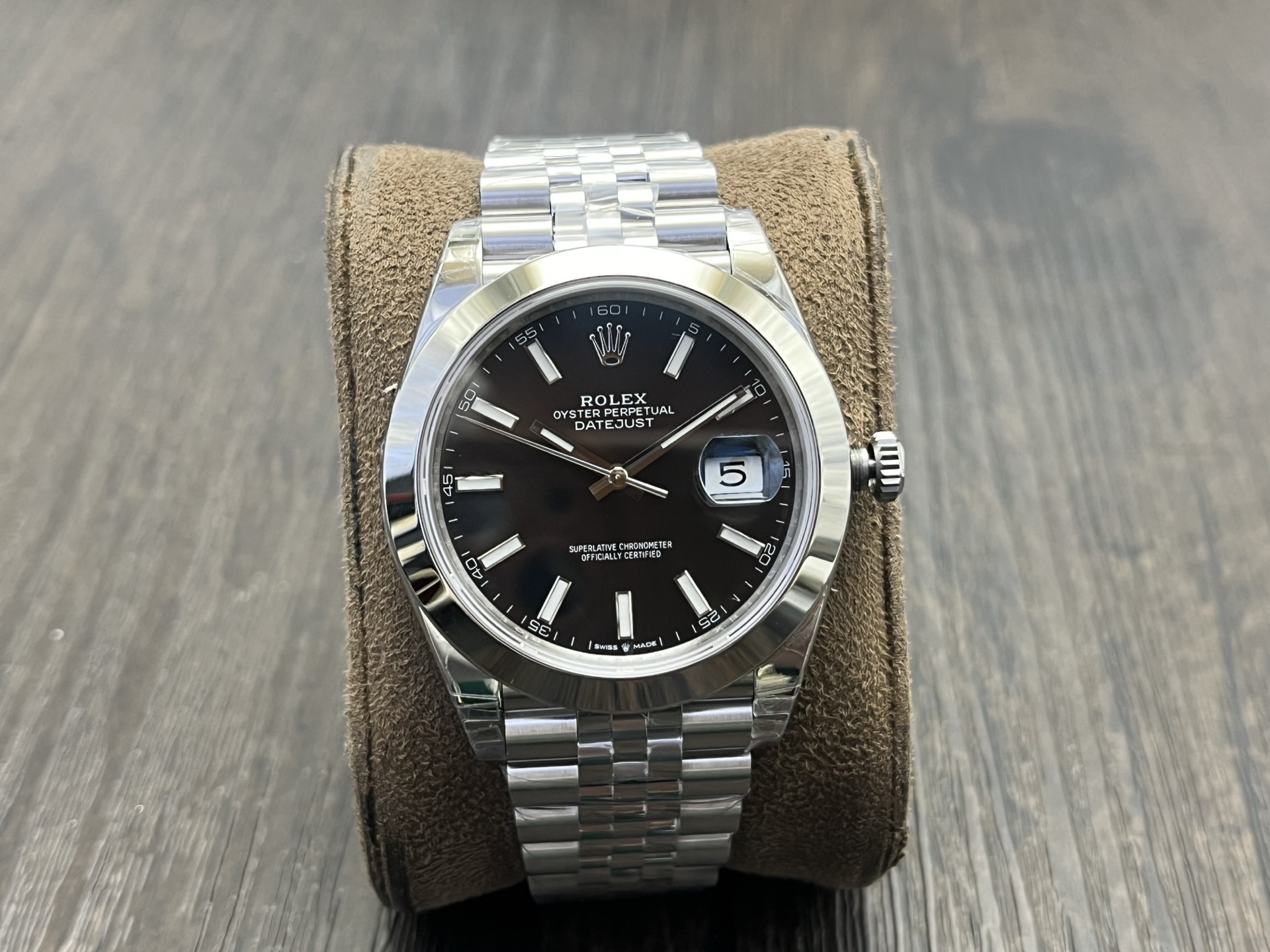 Rolex Datejust 41 Men's Watch in Oystersteel with Black Dial - Image 2