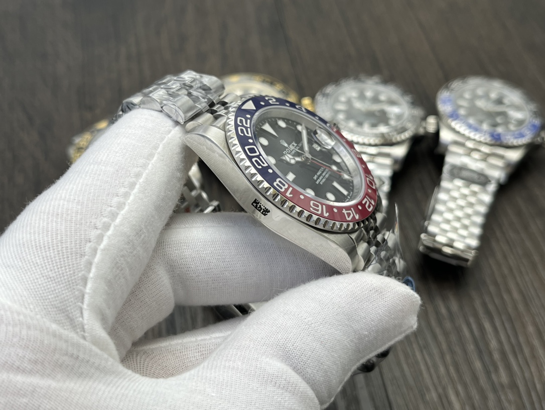 Rolex GMT-Master II Pepsi Bezel 40mm – Automatic 3285 Movement, 100m Water Resistance, Oystersteel Case and Bracelet - Image 6