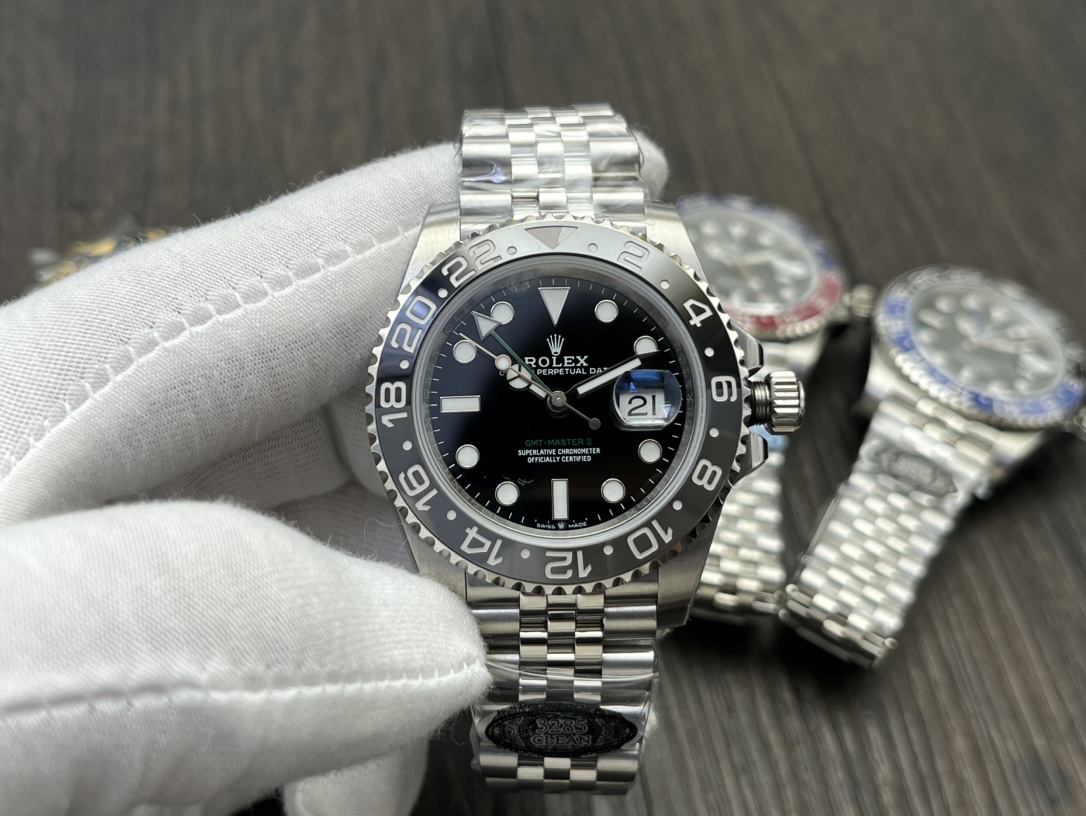Rolex GMT-Master II 40mm – Automatic 3285 Movement, 100m Water Resistance, Oystersteel Case and Bracelet - Image 3