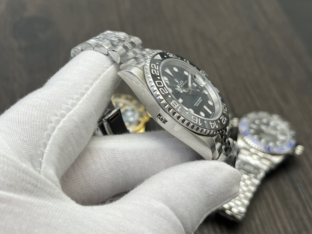 Rolex GMT-Master II 40mm – Automatic 3285 Movement, 100m Water Resistance, Oystersteel Case and Bracelet - Image 6